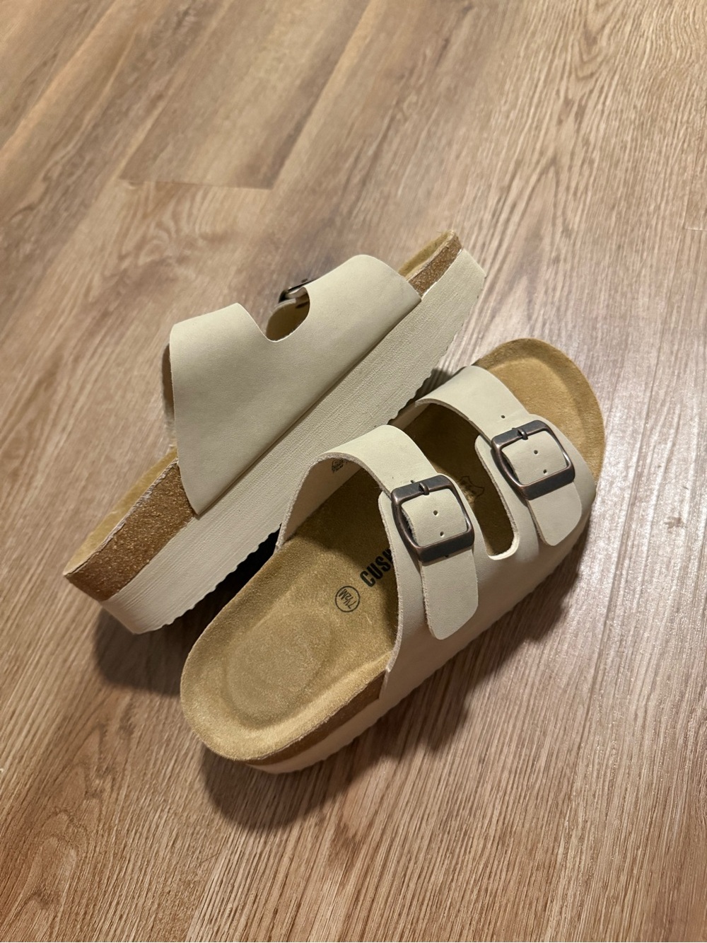 cushionaire platform sandals